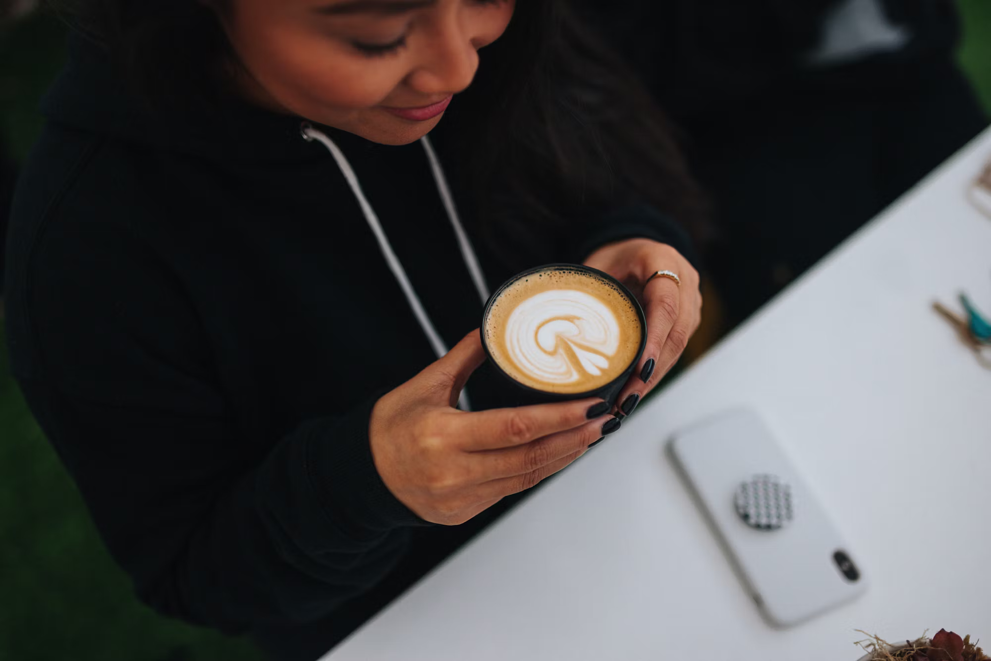 Navigating the Future of Retail: Trends Transforming the Shopping Experience
